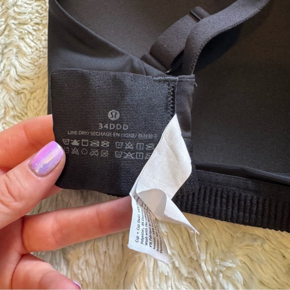 Lululemon Sports Bra - Picture 6 of 6